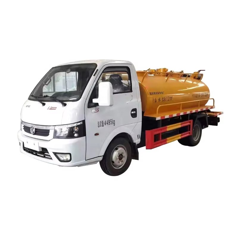 Dongfeng Mini Cami&oacute;n De Succi&oacute;n De Aguas Residuales 2 CBM 4x2 Cami&oacute;n De Tanque 