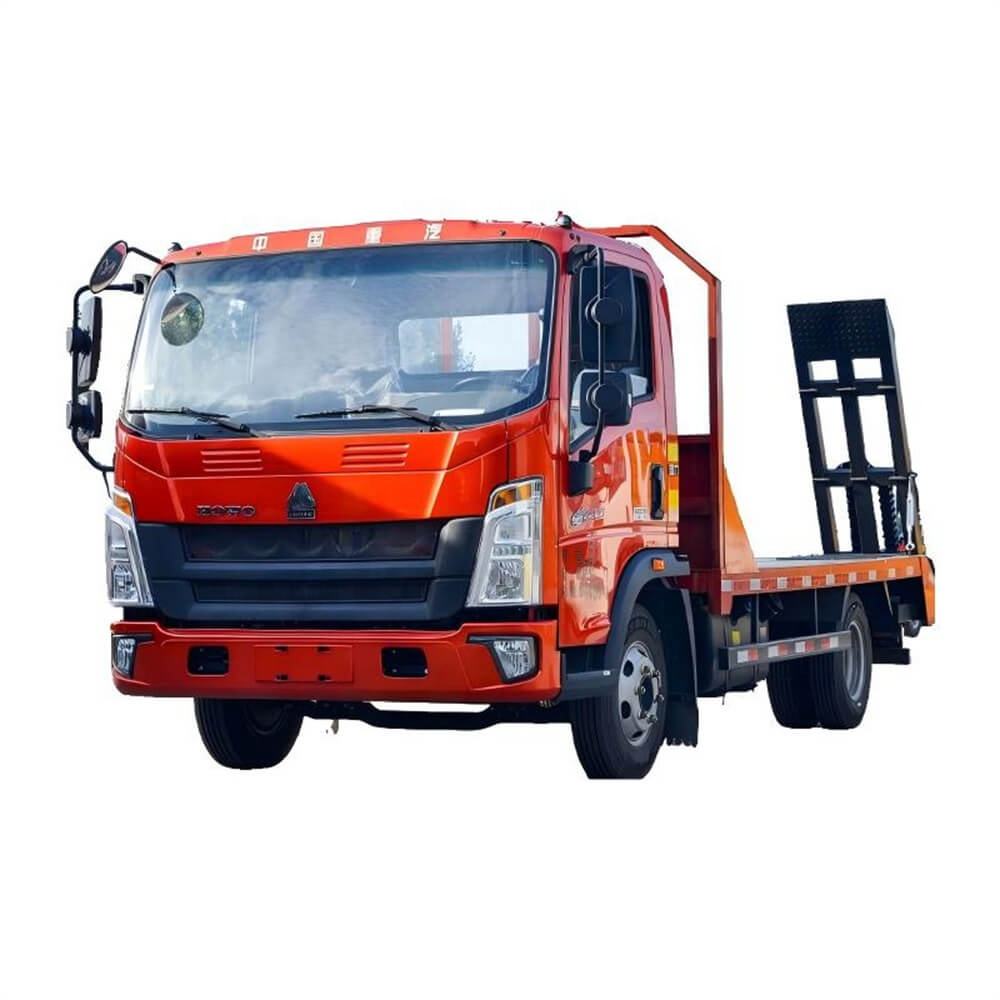 Un Cami&oacute;n HOWo Ligero Con Una Escalera Trasera Para El Transporte De Excavadoras Peque&ntilde