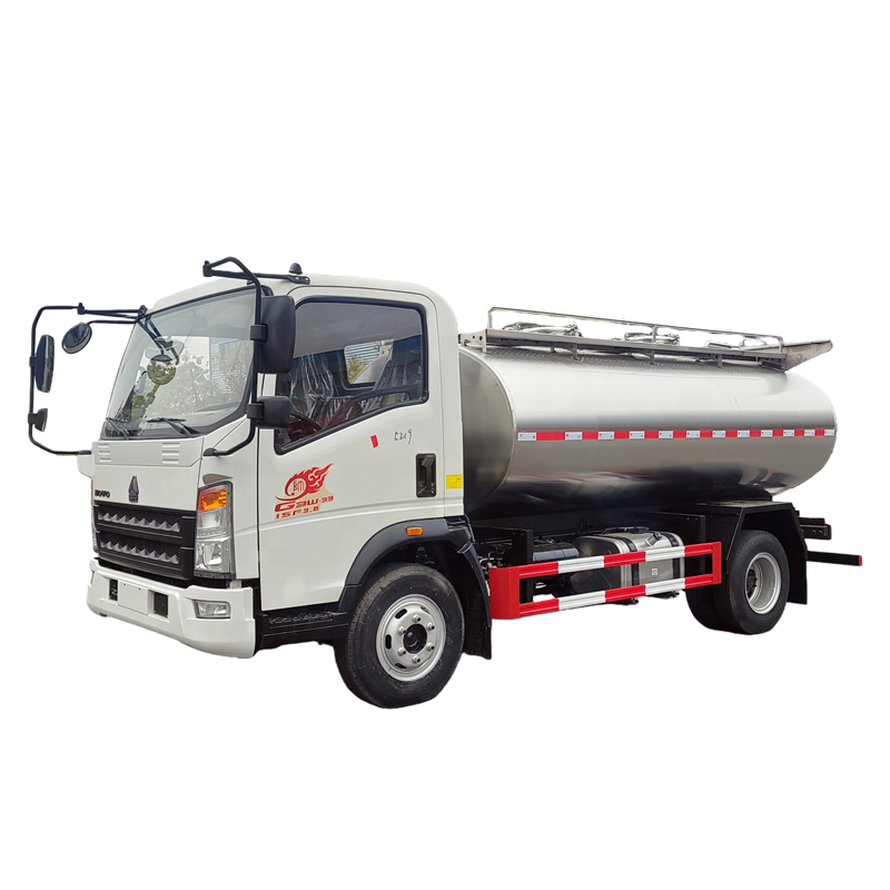 Sinotruk Howo 4X2 Cami&oacute;n De Leche 5000L Cami&oacute;n Cisterna De Leche 5m&sup3; Cerveza Fres