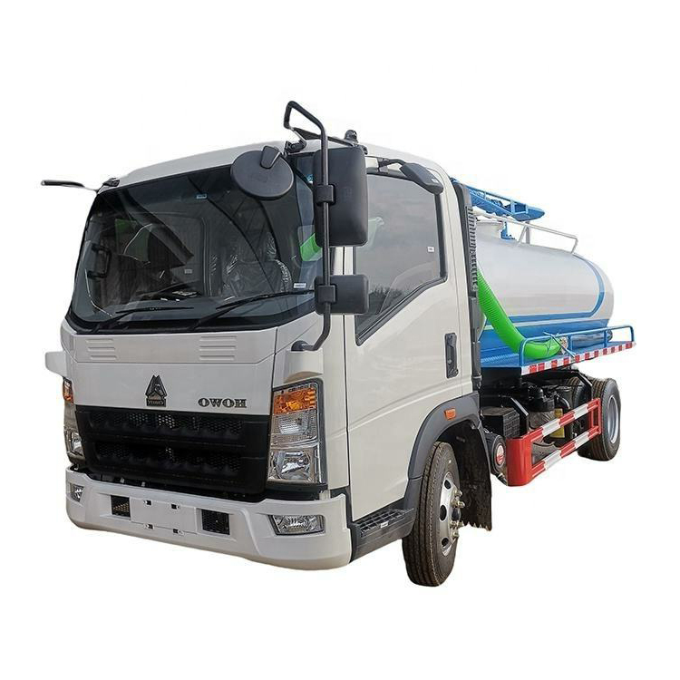 China HOWO 5 Cbm Septic Load Disposal Fecal Truck 4X2 Vacuum Wastewater Suction Truck Para La Venta