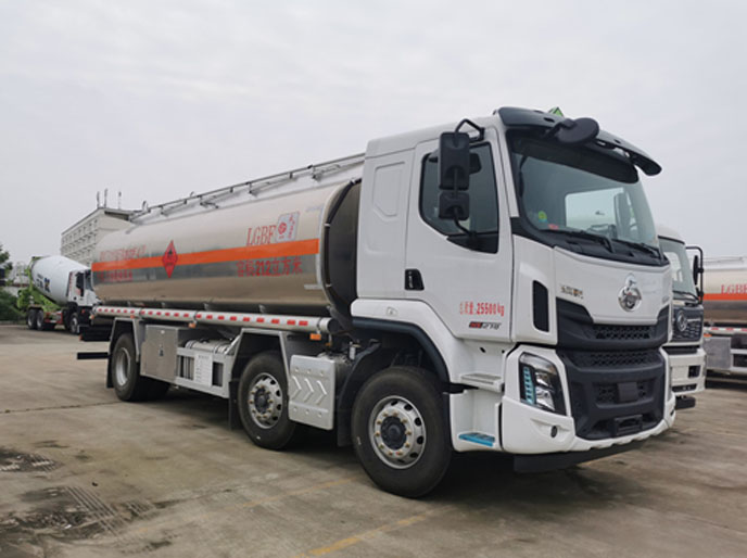 Tanker De Combustible De 20 Metros C&uacute;bicos Liuqi: Seguridad Premium, Alta Eficiencia Y Transp